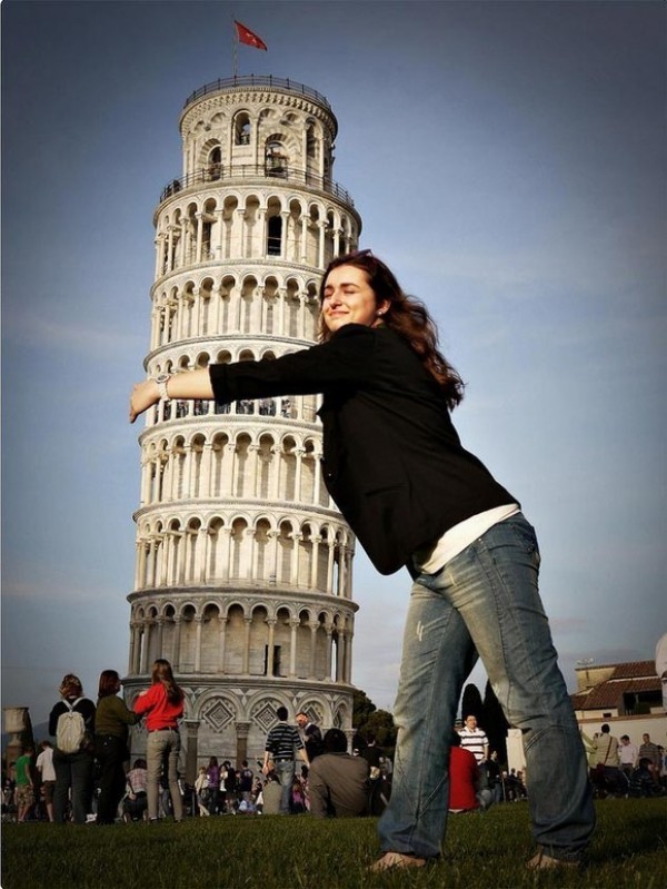 Amazing Forced Perspective Photography in 2013 (15)
