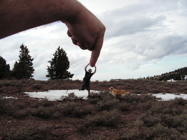 Amazing Forced Perspective Photography in 2013 (26)
