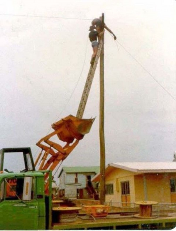 Construction Worker Mega Fails (36)