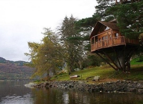 Amazing Tree Houses Around the World (10)