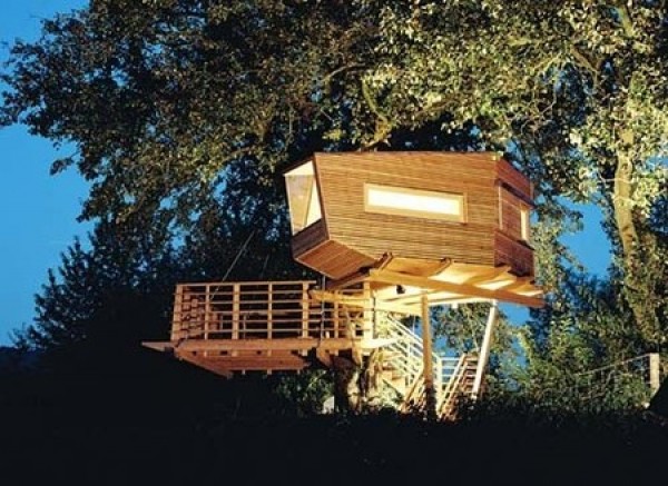 Amazing Tree Houses Around the World (3)