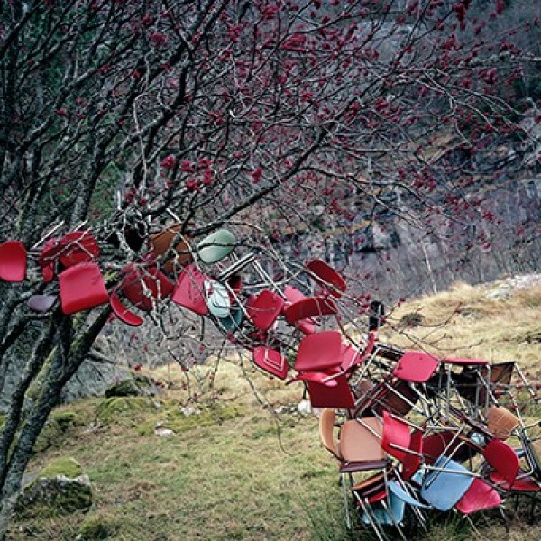 Rune Guneriussen's Quirky Installations in Nature (8)