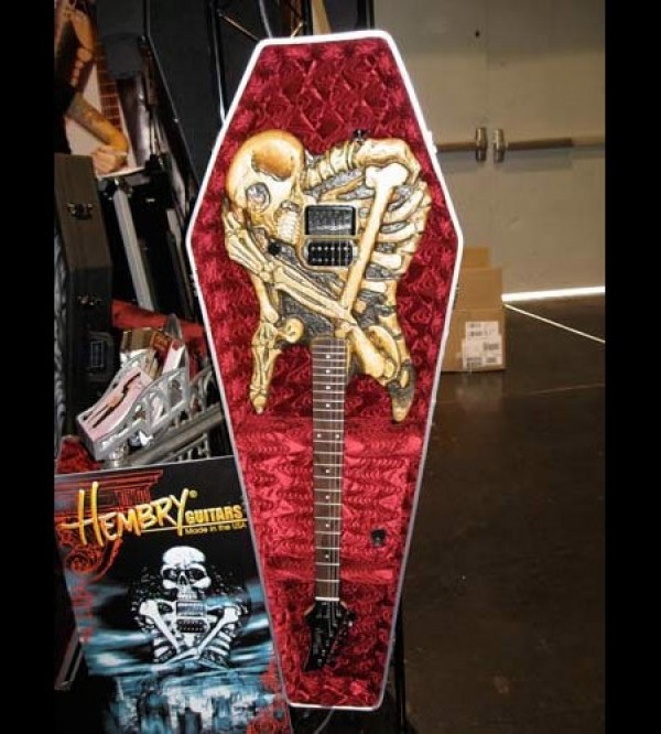 The Most Insane Custom Guitars You'll Ever See (7)