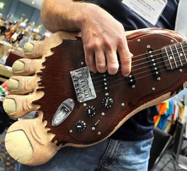 The Most Insane Custom Guitars You'll Ever See (9)