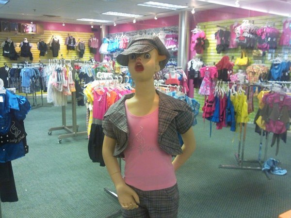 Top 15 Mannequins That Will Steal Your Soul (11)
