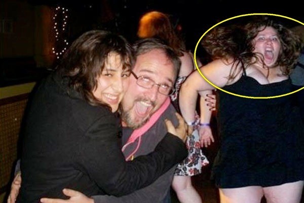 Top 20 Funny Photobombs (19)